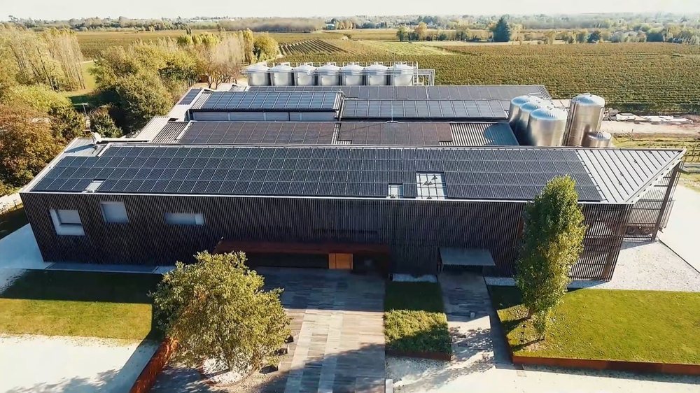 Das Weingut aus der Luft
